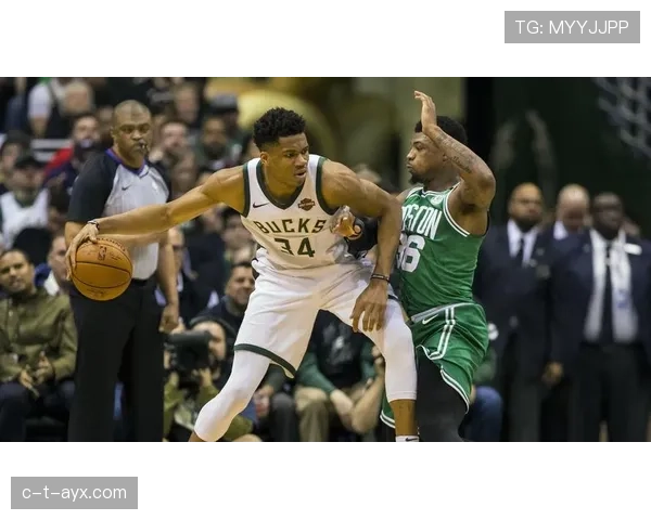 字母哥训练完回家还得给五个娃换尿布，这体力难怪能打满48分钟