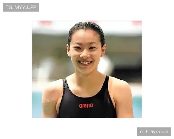 伏明霞跳水拿金牌那会儿，谁想到她后来嫁豪门连生三胎还素颜买菜？